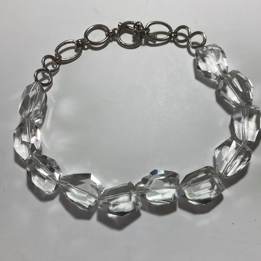 Artsy Necklace - Picture 3 of 9